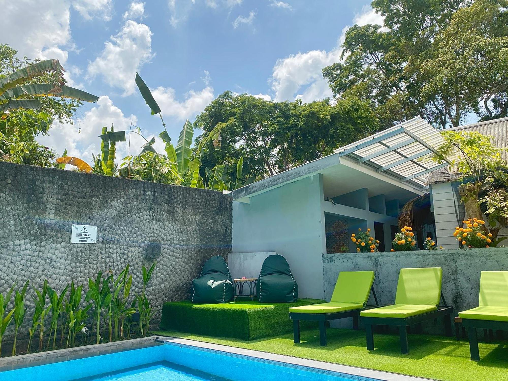 The Jungle Hostel Canggu Exterior foto