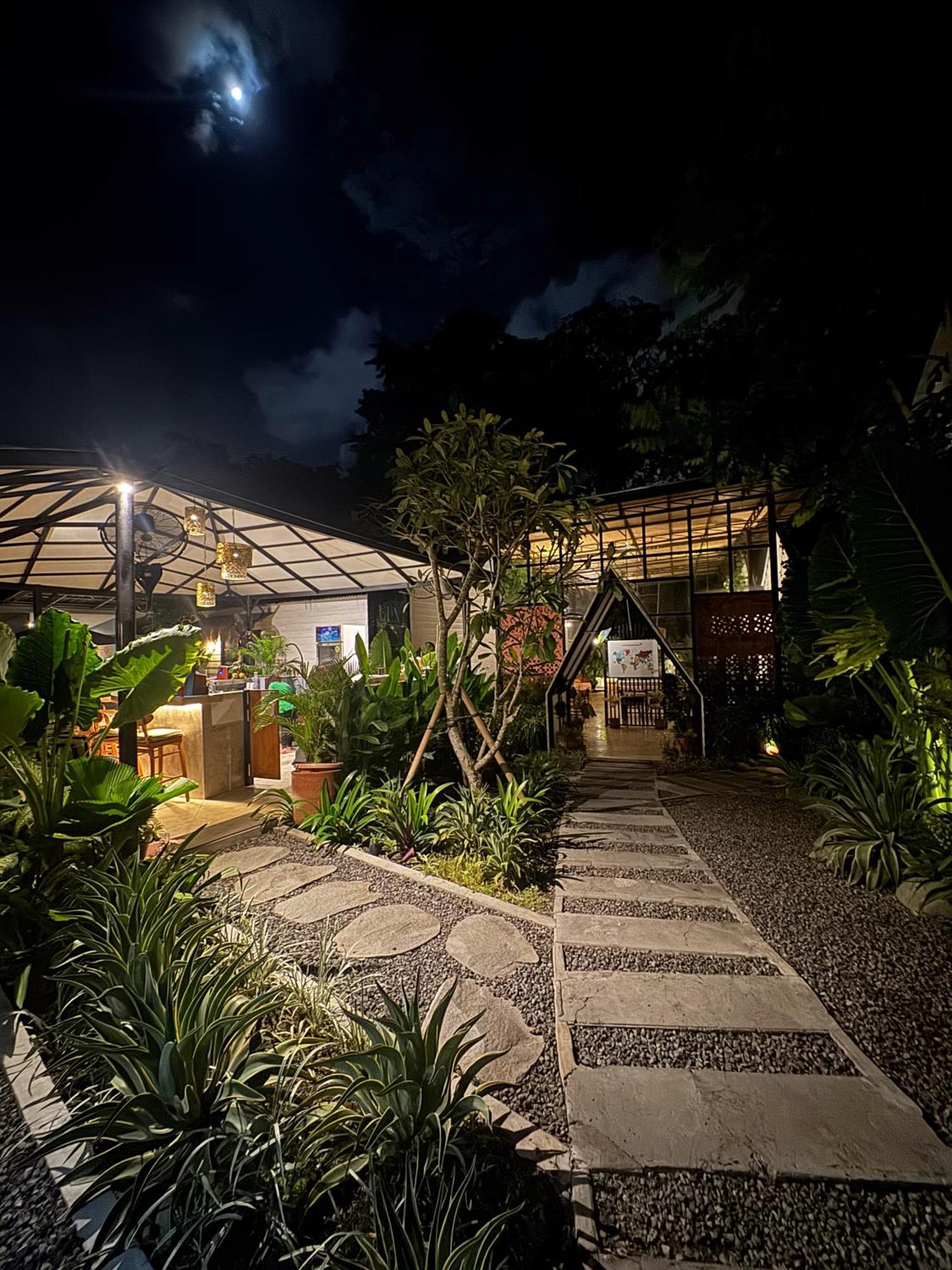 The Jungle Hostel Canggu Exterior foto